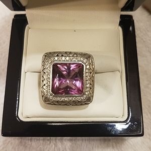 Purple diamond ring